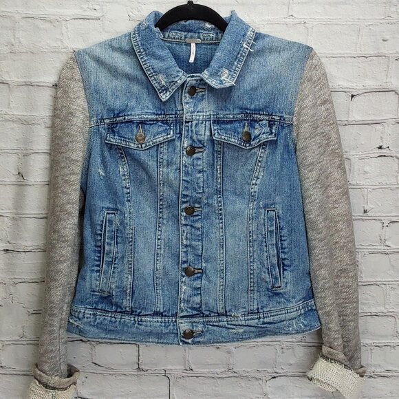 'FREE PEOPLE' DISTRESSED DENIM JACKET TEXTURE SLEEVE VINTAGE - Picture 5 of 16